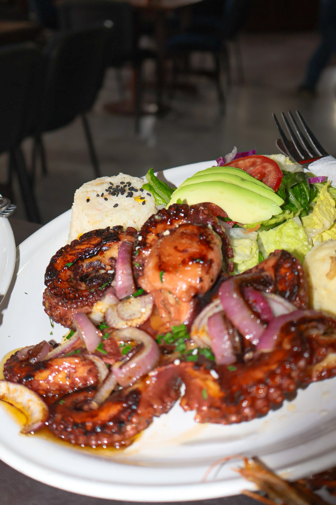 Platillo de mariscos Tiburón de la Costa 4