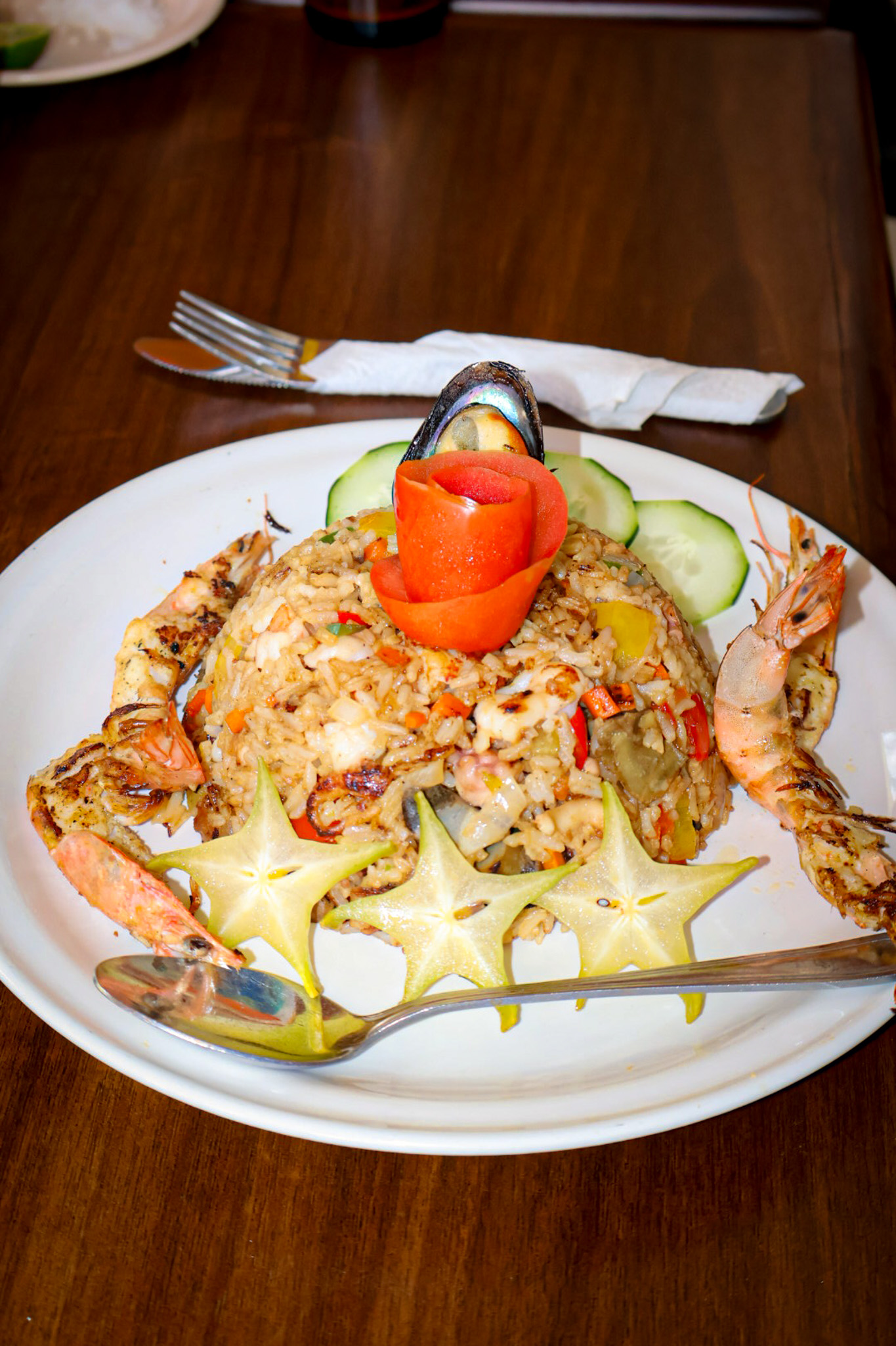 Platillo de mariscos Tiburón de la Costa 28